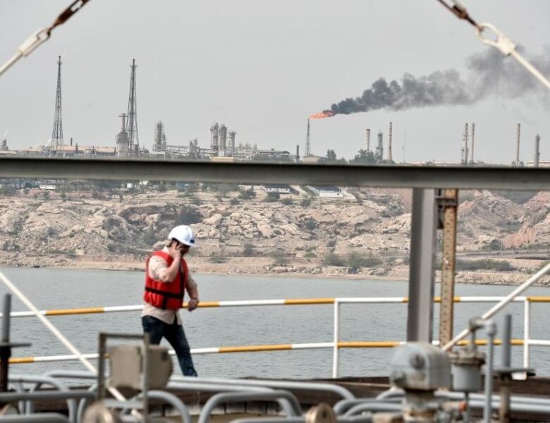 В Ірані відповіли, чи вплинули удари США на експорт нафти