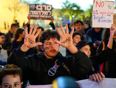 В Ізраїлі тисячі людей протестують проти війни з Іраном