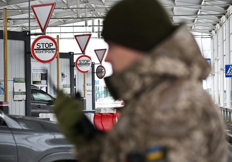 В Польщі на дорозі до ПП Краківець почали ремонт – ДПСУ