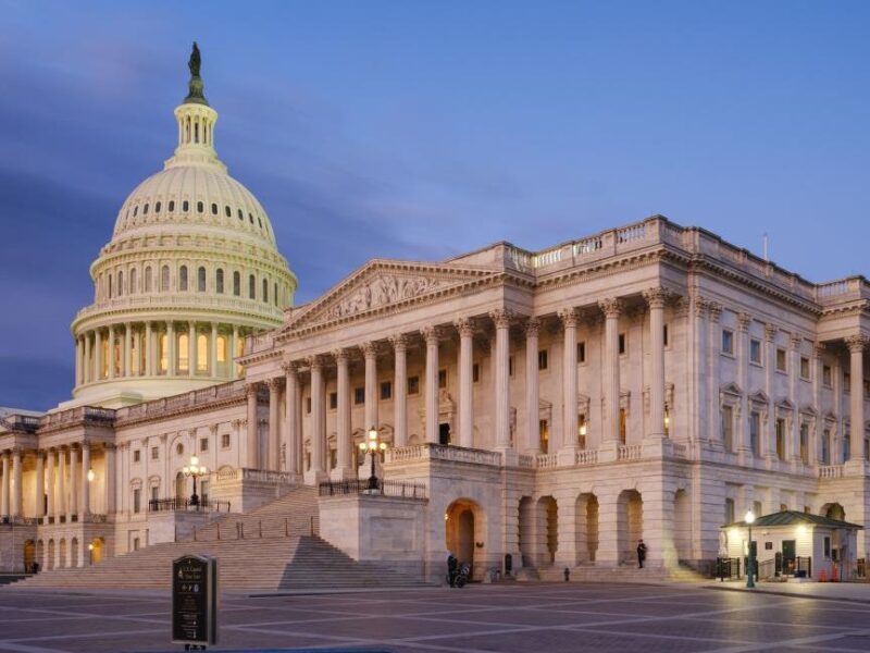 В США пропонують впровадити санкції проти Угорщини