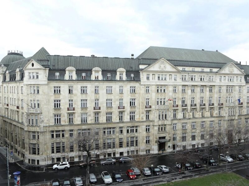 В Угорщині заборонили експорт нафти, бензину й дизеля