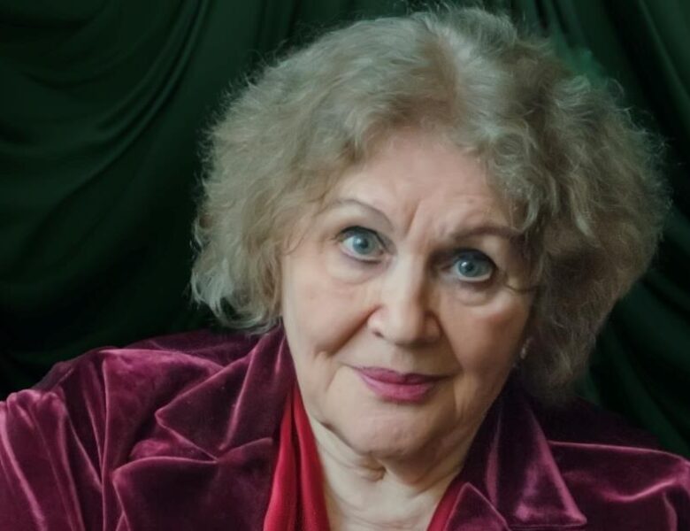 В Україні запустили флешмоб до дня народження Ліни Костенко