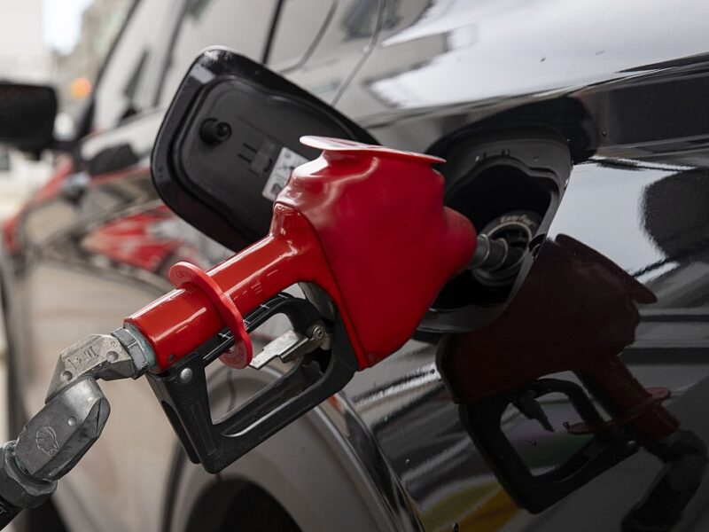 Варто почекати? Чи впаде вартість пального