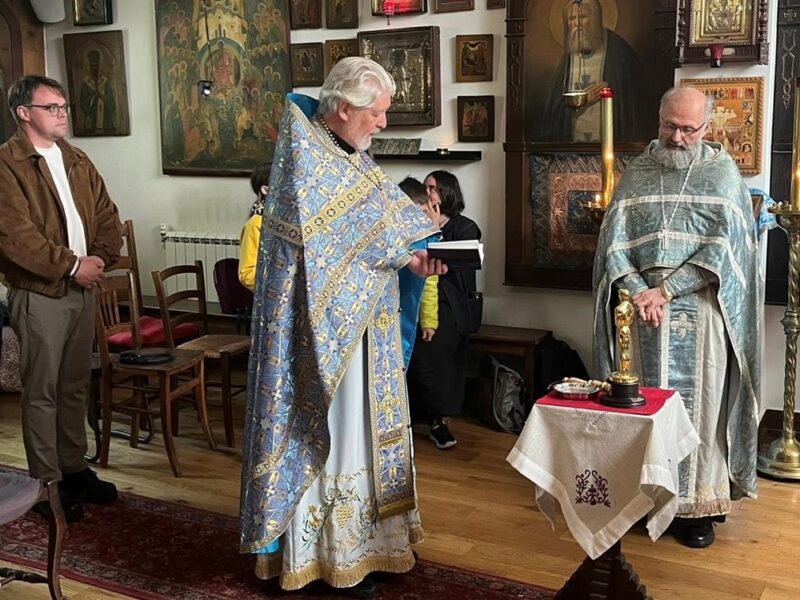 Вигнав гріхи Голлівуду. Співавтор фільму про Путіна освятив Оскар