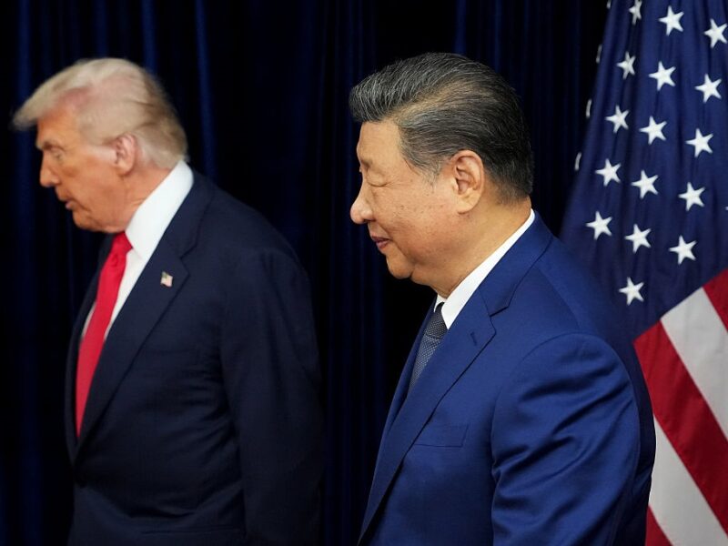 Вимагає допомоги з Ормузом: Трамп пригрозив відкласти саміт із Сі