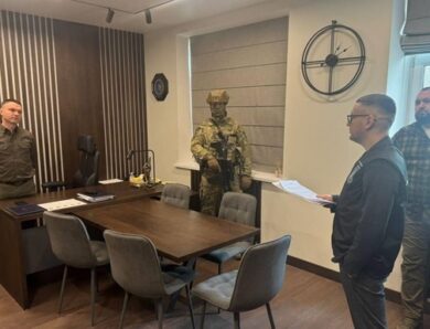 Високопосадовці облуправлінь СБУ отримали підозри