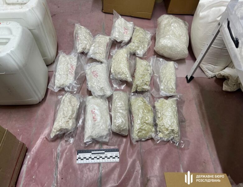 Військовослужбовця ув’язнили на 9 років за виготовлення психотропів
