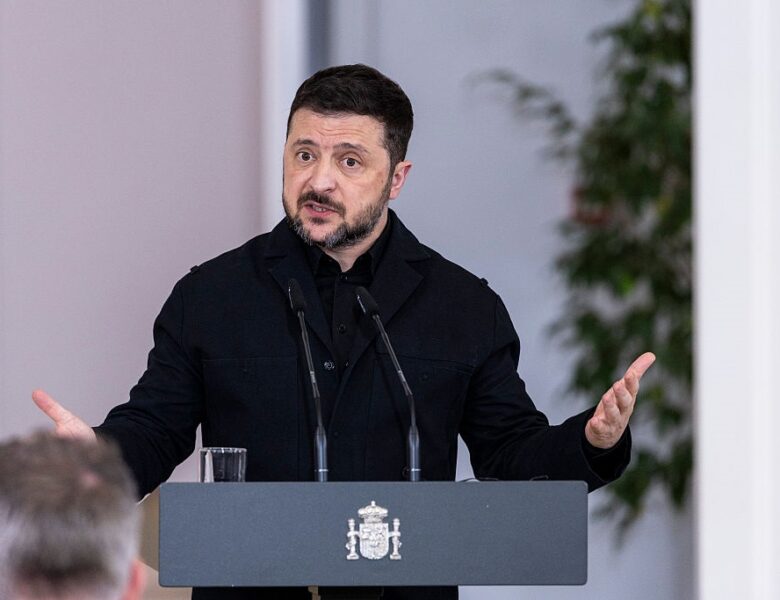 “Воювати ще три роки”. Перемовини буксують