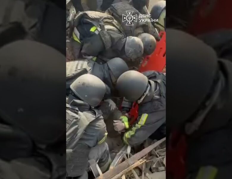 ВИЖИЛА ПІД ТОННАМИ БЕТОНУ!