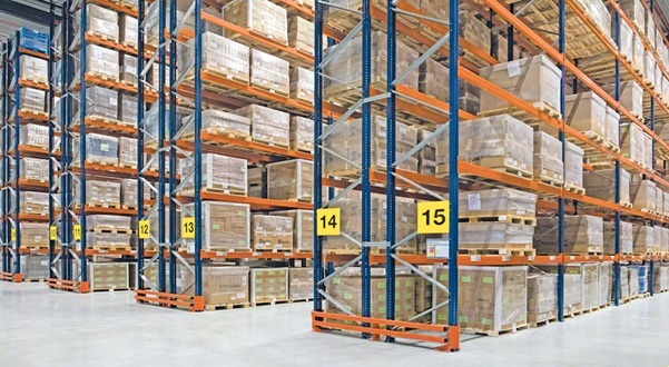 Як оптимізувати площу складу за допомогою стелажів