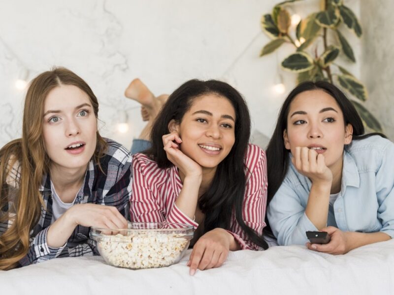 Як підняти весняний настрій: ТОП-10 занять та фільмів