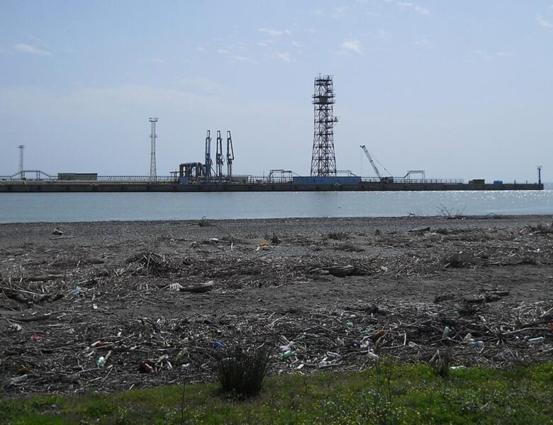 Єдиний НПЗ Грузії відмовився від російської нафти