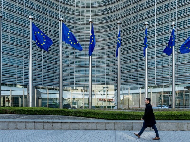 ЄК передала Раді список законів, що дозволять Києву отримати фіндопомогу