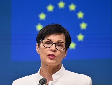 Єврокомісарка заявила про неможливість членства України в ЄС до 2027 року