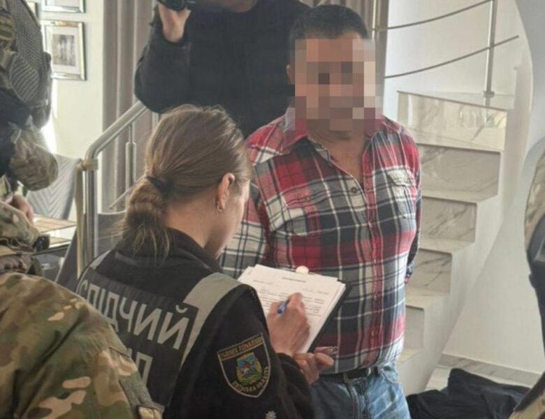 Замовив вбивство тещі та повірив у її смерть: киянин отримав підозру