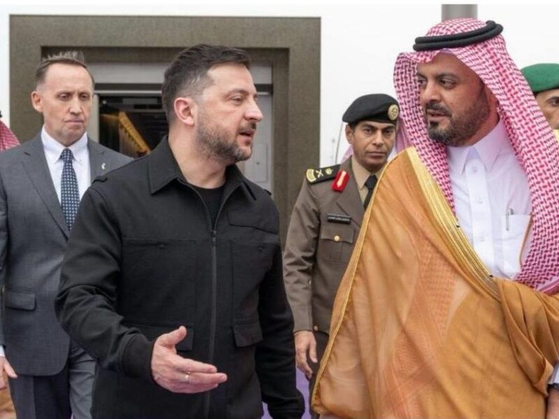 Зеленський несподівано прибув на Близький Схід