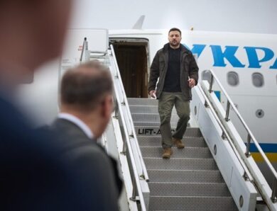 Зеленський прибув з візитом у Бухарест