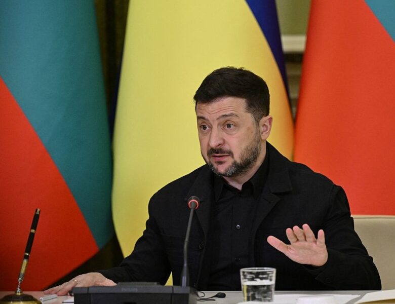 Зеленський: Трамп бачить лиш один шлях до миру