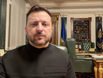 Зеленський застеріг США від зняття санкцій з Росії