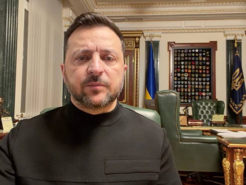 Зеленський застеріг США від зняття санкцій з Росії