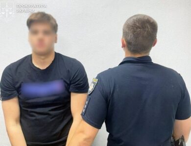 Зґвалтував дівчинку та вбив її матір: на Чернігівщині судитимуть юнака