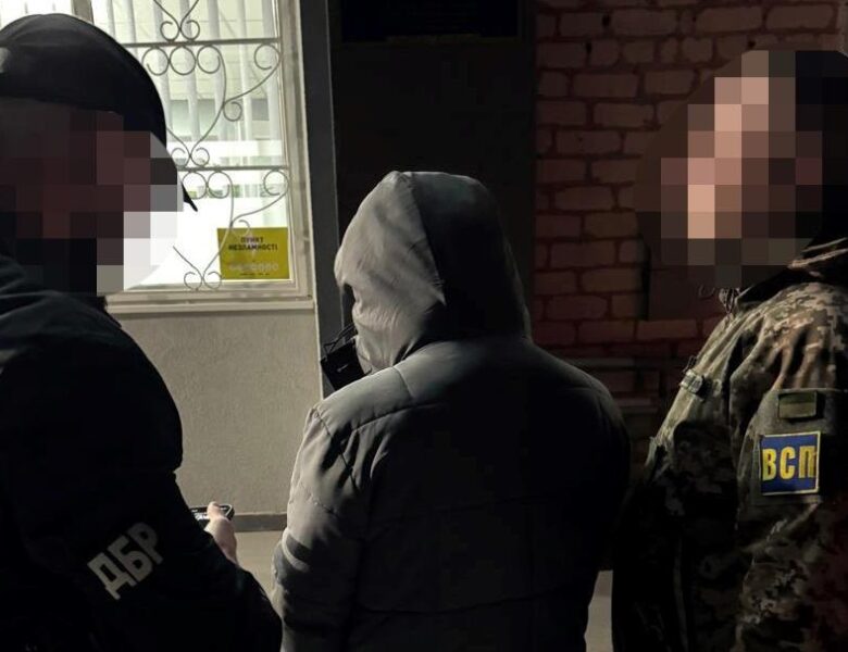 Зламав руку 60-річному рибалці під час мобілізації: затримано службовця ТЦК