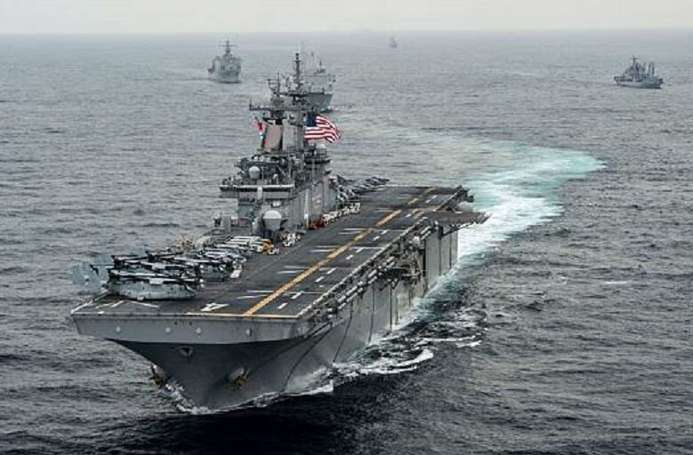 ЗМІ: США скеровують десантні кораблі і морпіхів на Близький Схід