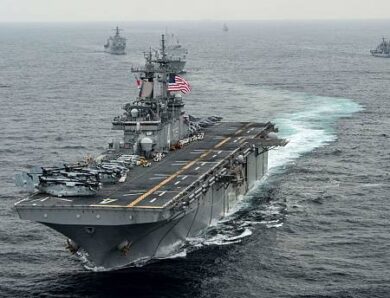 ЗМІ: США скеровують десантні кораблі і морських піхотинців на Близький Схід
