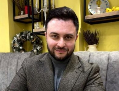 Зниклий блогер Богдан Беспалов показався у військовій формі