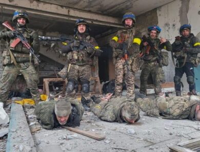 ЗСУ полонили росіян, які намагались встановити прапор РФ на Харківщині