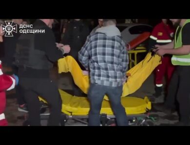 Одеса: через російський удар пошкоджена житлова 5-поверхівка, постраждали люди