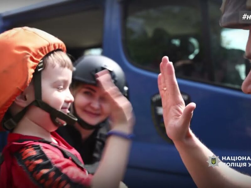 Поліцейський Євгеній Токарєв про евакуацію з прифронтових районів Запоріжжя