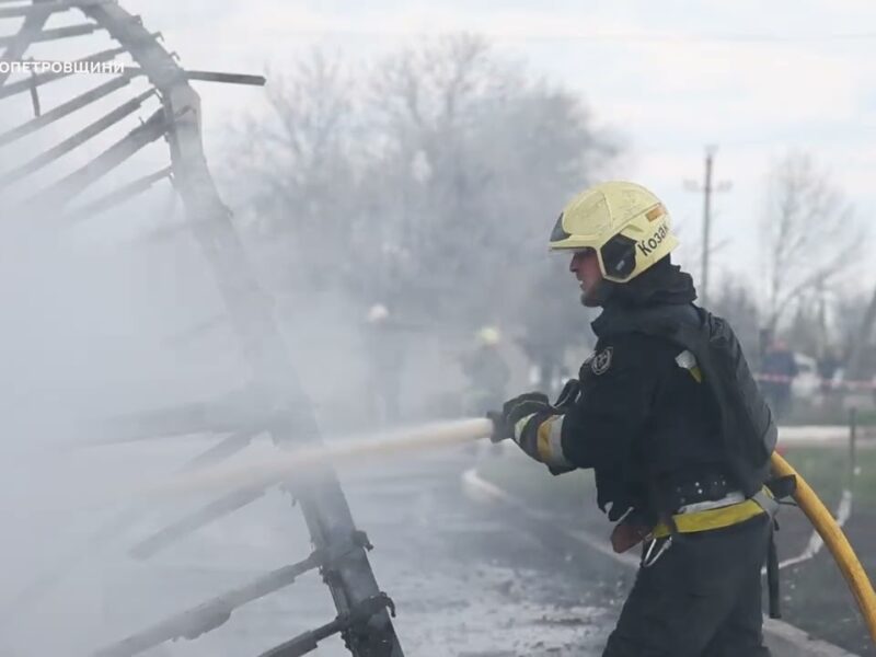 росіяни завдали ракетного удару по Дніпру: є загиблі та поранені