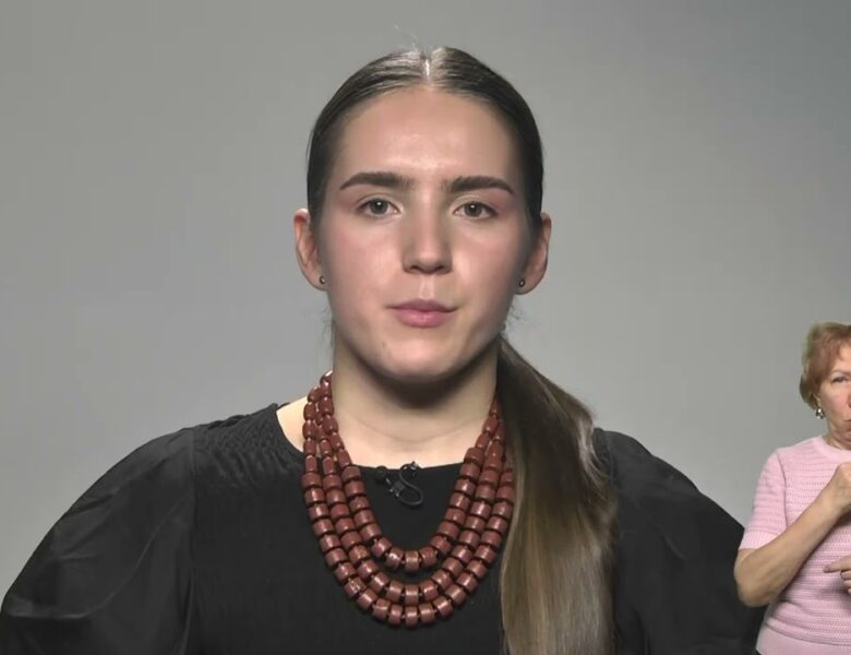 Як оцінюють іспитову роботу на рівень володіння державною мовою для виконання службових обов’язків