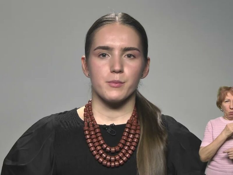 Як оцінюють іспитову роботу на рівень володіння державною мовою для виконання службових обов’язків