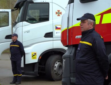 Підрозділи ДСНС отримали від Гуманітарного фонду Сергія Притули 7 генераторів та 2 вантажівки