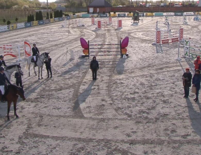 26.04 / Етап Кубку України з подолання перешкод. Всеукраїнські змагання з кінного спорту