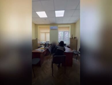 Смерть військового на Закарпатті: затримано жінку за підозрою у державній зраді