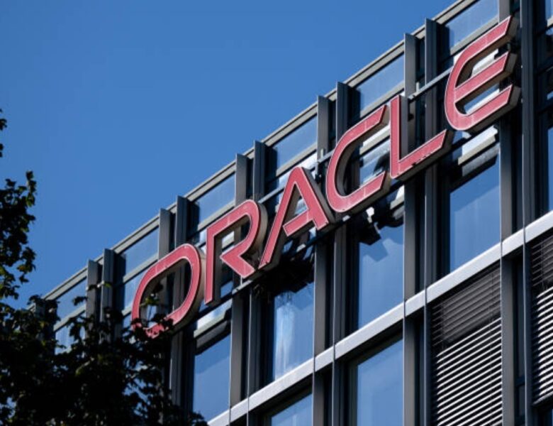 Американський техгігант Oracle за один день звільнив 30 тисяч осіб