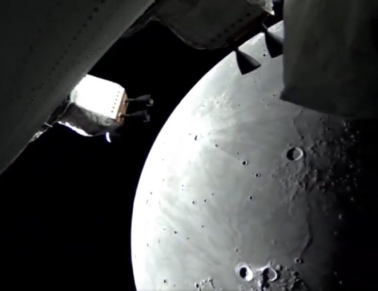 Artemis II сфотографував зворотній бік Місяця і встановив новий рекорд