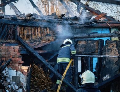 Атака дронів на Черкаси: з’явилися фото наслідків
