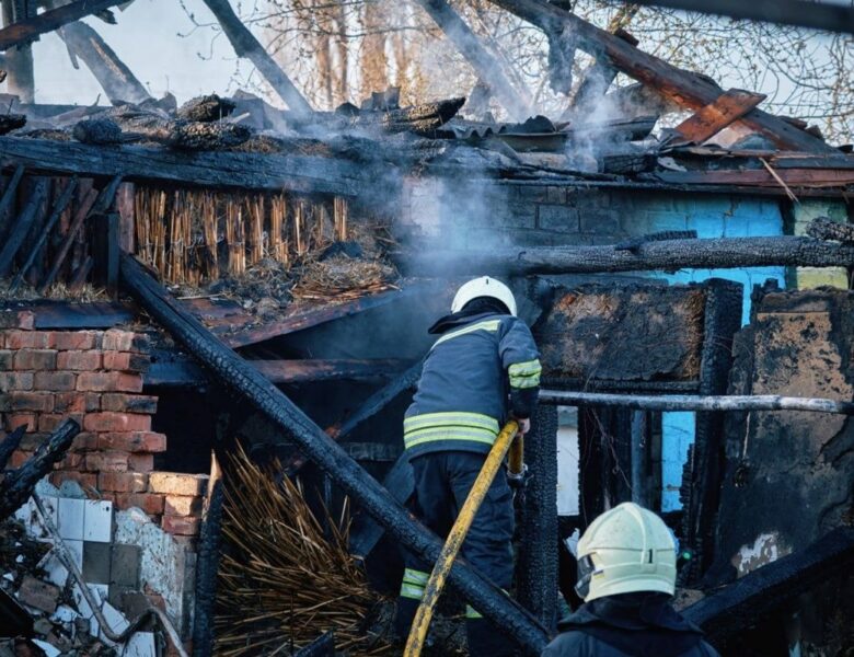 Атака дронів на Черкаси: з’явилися фото наслідків