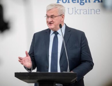 Атака на Україну: Сибіга закликав розблокувати пакети санкцій та допомогу