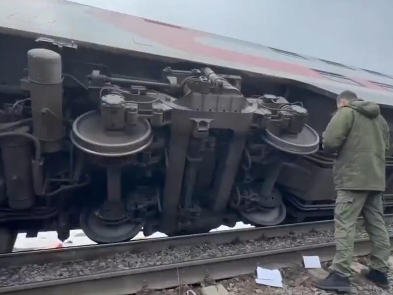 Аварія поїзда в Росії: зросла кількість потерпілих