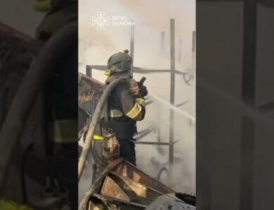 МАСШТАБНА ПОЖЕЖА: Окупанти спопеляють Херсон