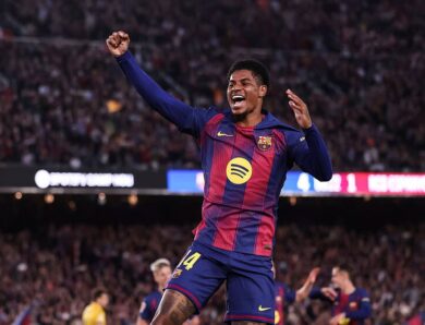 Барселона має намір продовжити оренду вінгера МЮ