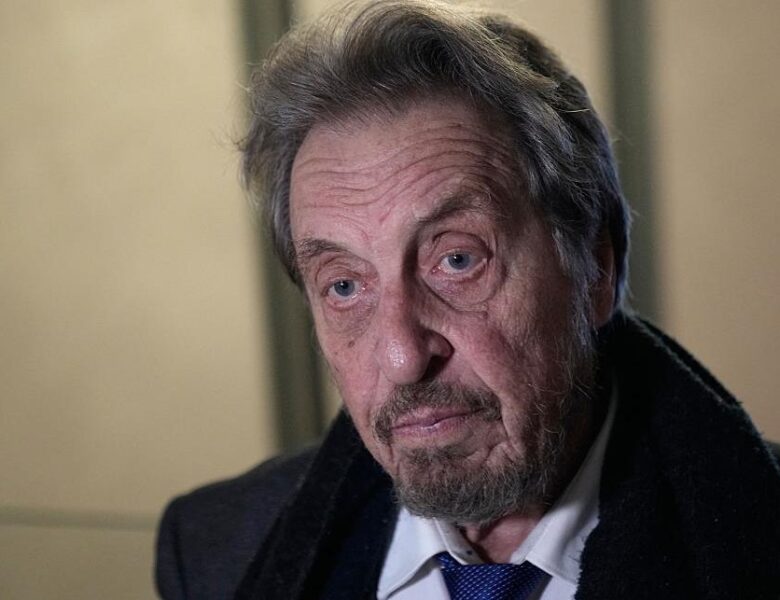 Батько Ілона Маска озвучив кількість біткоїнів у гаманцях сина