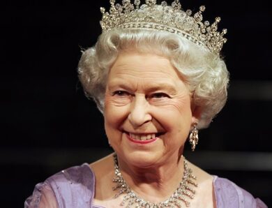 Британська родина опублікувала клятву Єлизавети II, яку вона дала у 21 рік