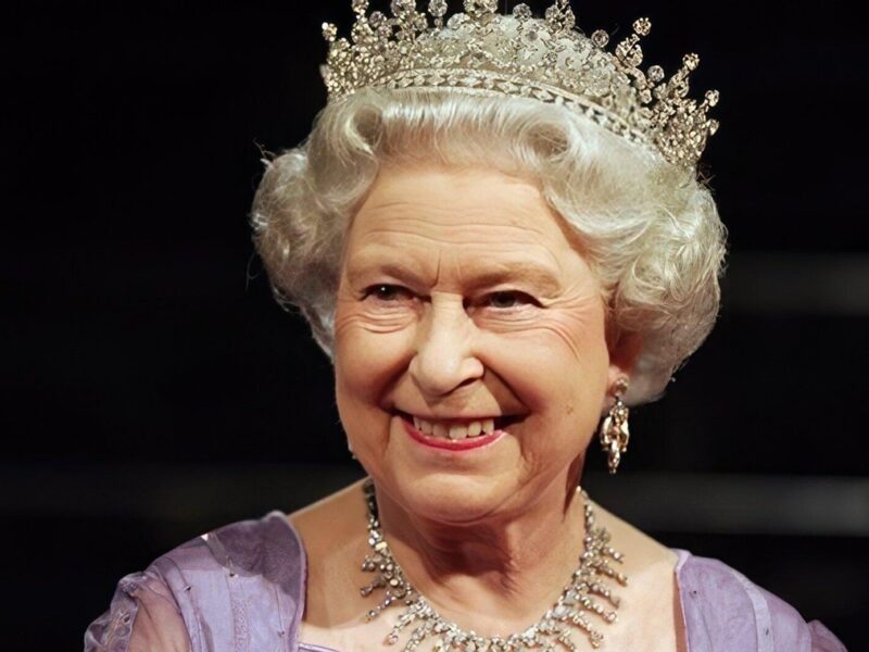 Британська родина опублікувала клятву Єлизавети II, яку вона дала у 21 рік