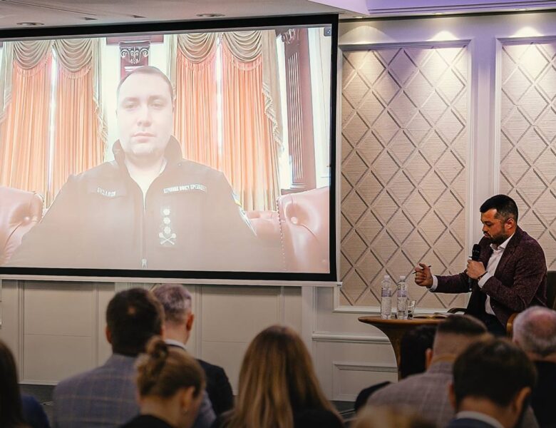 Буданов закликав виробників зброї скористатися вікном можливостей